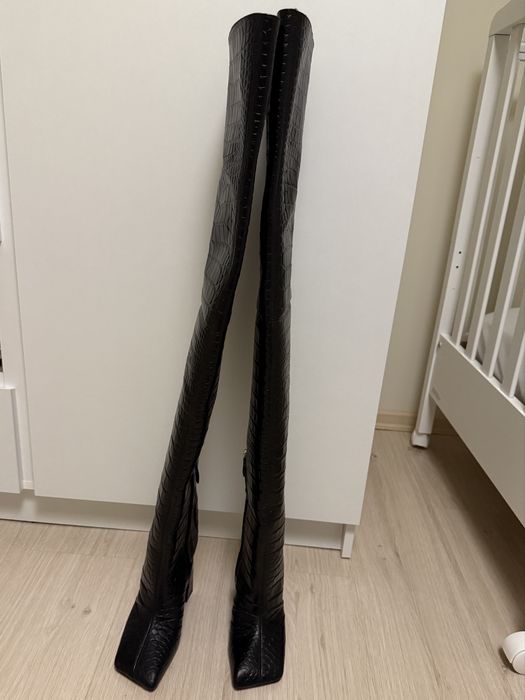 Amina muaddi ботуши