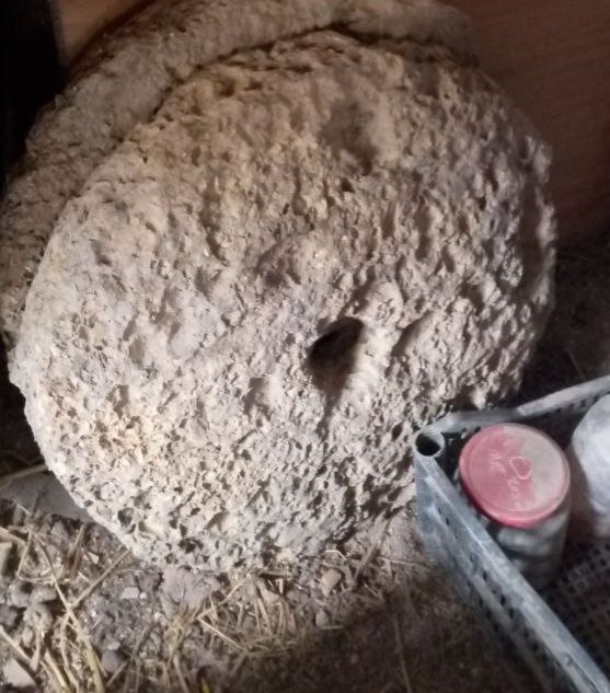 Дигирман тас сатылад 2миленга берем