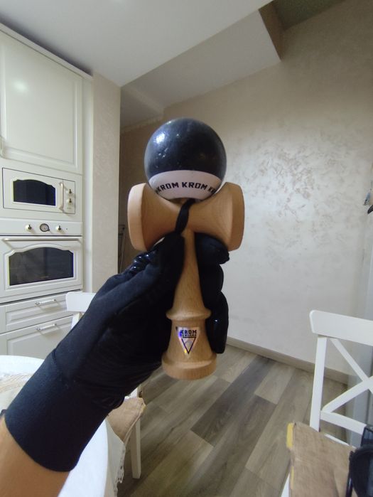 Kendama krom pop originala - negru