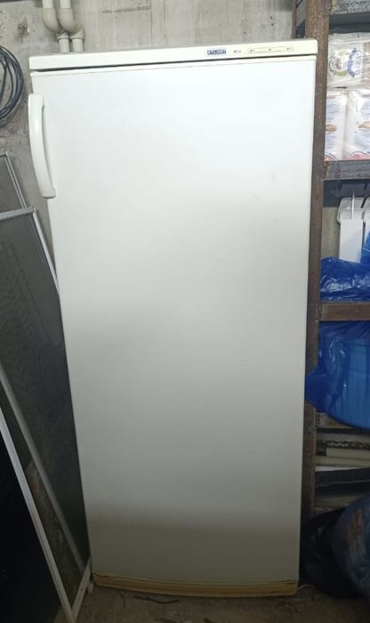 Продам морозильник Атлант