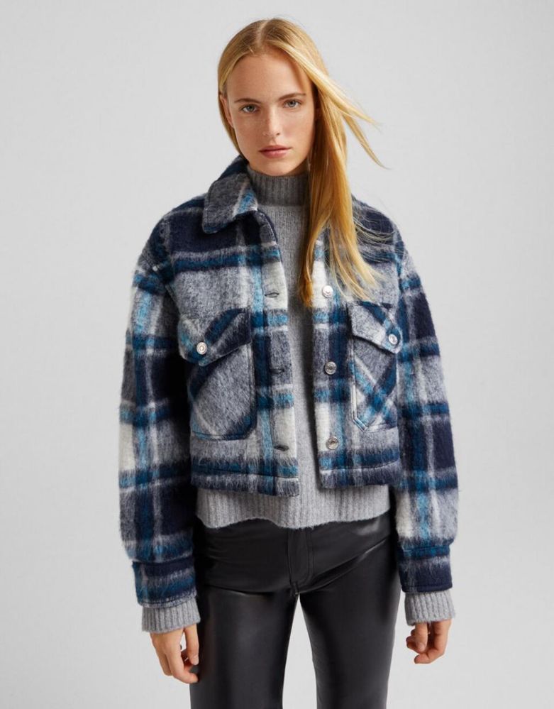 Яке Bershka