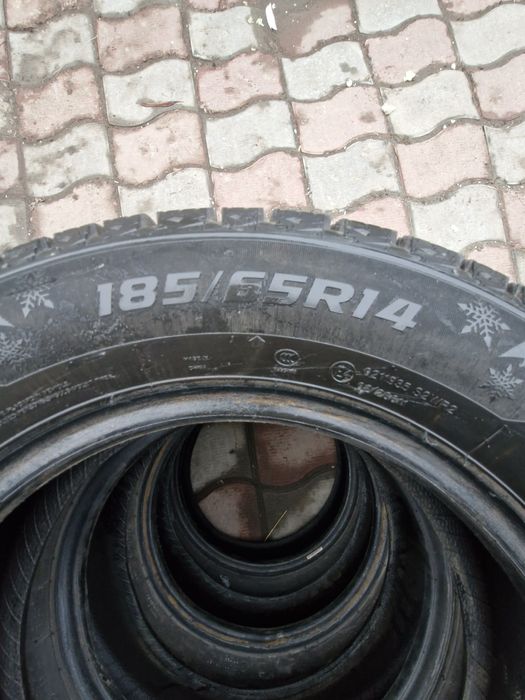 Продам зимние шины 185/65/14