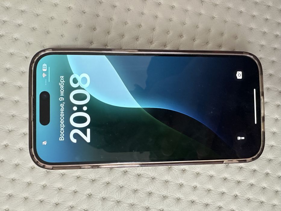 Iphone 15 pro в отличном состояние