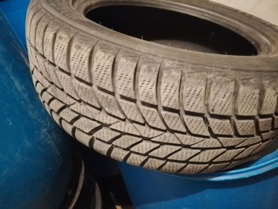 Зимни гуми Hankook - 4 броя