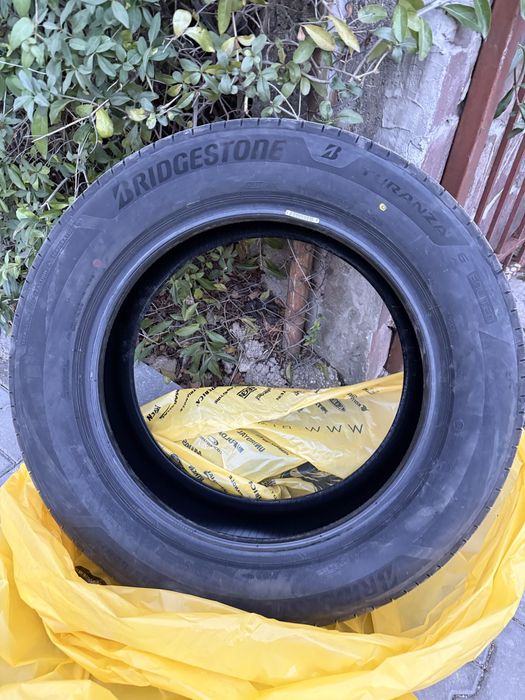 215/60/17 Bridgestone Turanza 6 ЛЕТНИ ГУМИ НОВИ