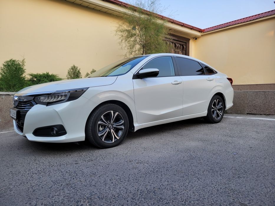 Honda crider alo holatda