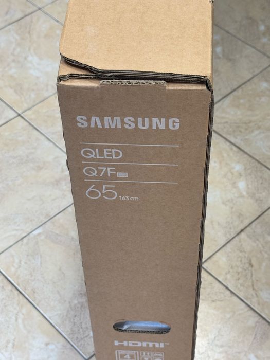 Продавам чисто нов телевизор Samsung QE65Q7F