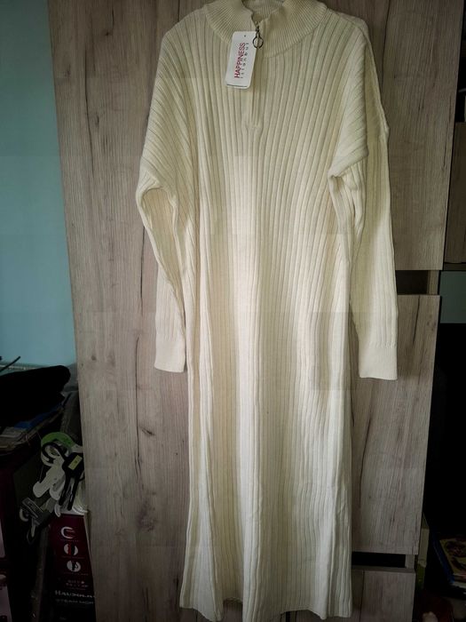 Rochie de tricotaj oversize cu nervuri crem,Nouă