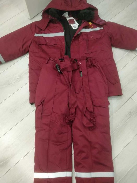 Спецодежда продам