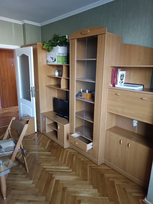 Дава се под наем Едностаен апартамент в Нова Загора - 45 кв.м за 204 € - Снимка #1