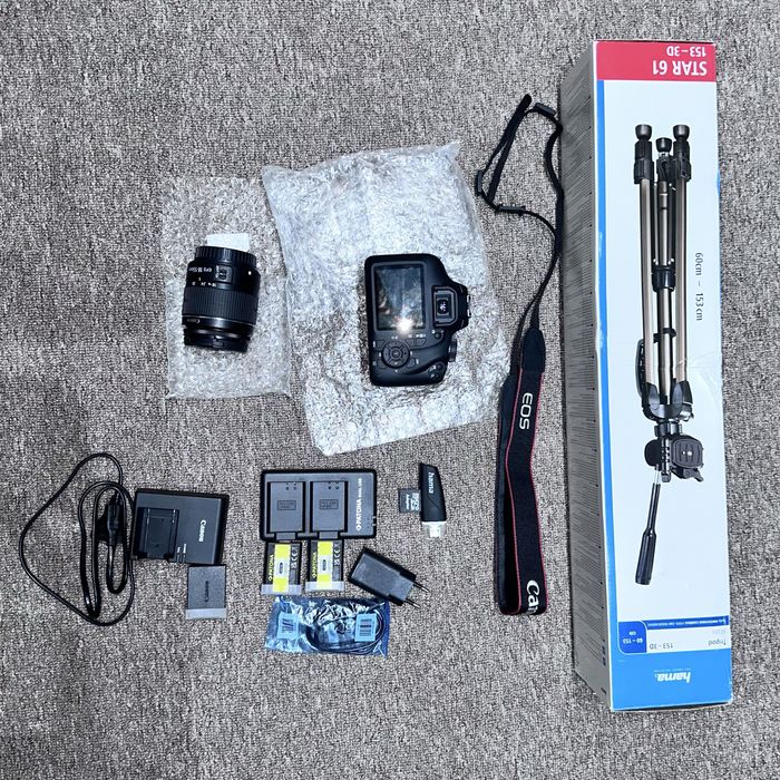 Camera foto Cannon EOS 4000D