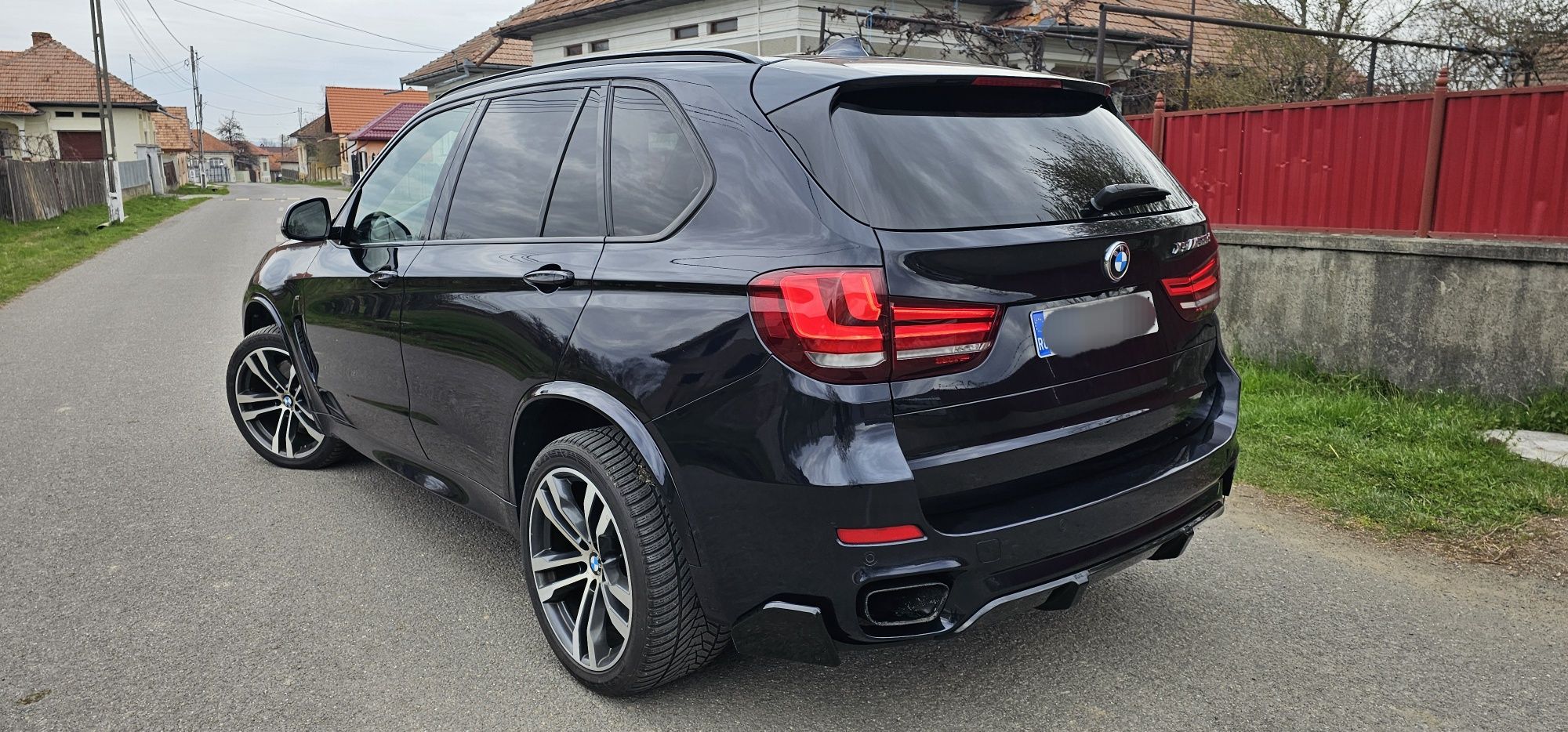 Bmw x5 3.0diesel M50D 380cp bătaie la motor
