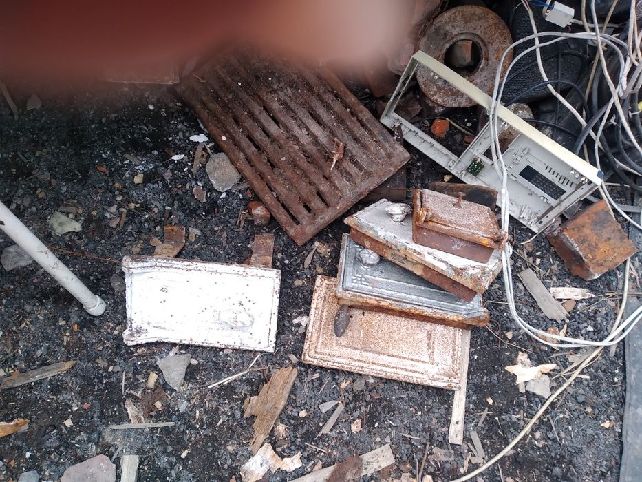 Дверцы на печку по 2000т.-1шт