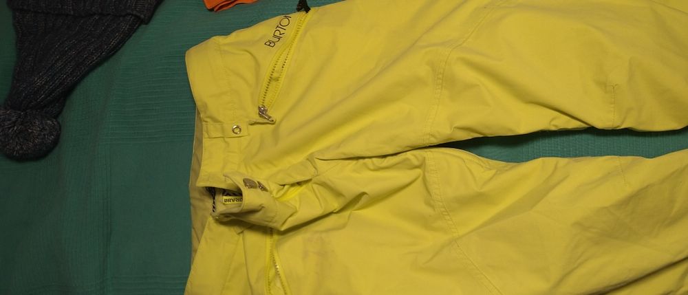 Дамски сноуборд панталон Burton и маска Roxy