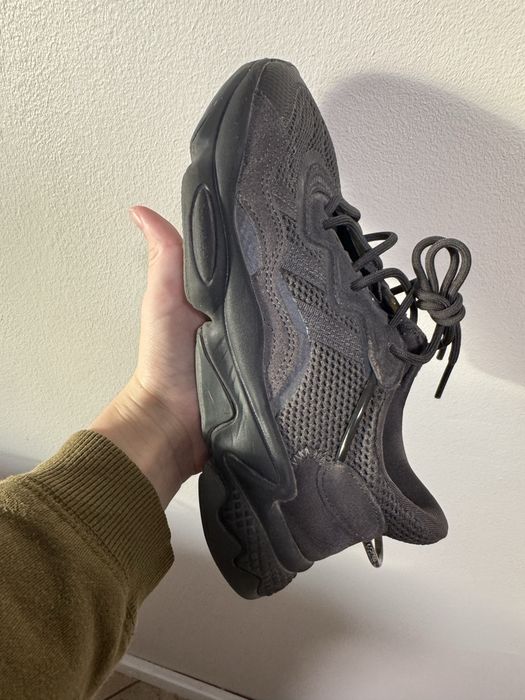 Adidas ozweego ,размер 37.5,тъмно сиви/черни