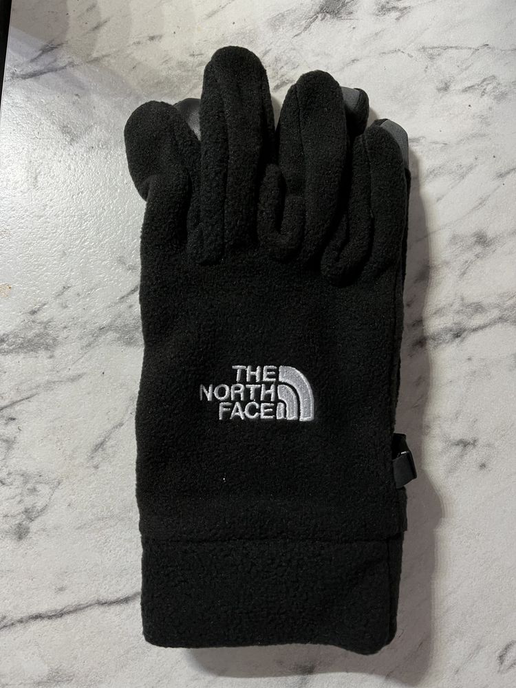 The North Face gloves