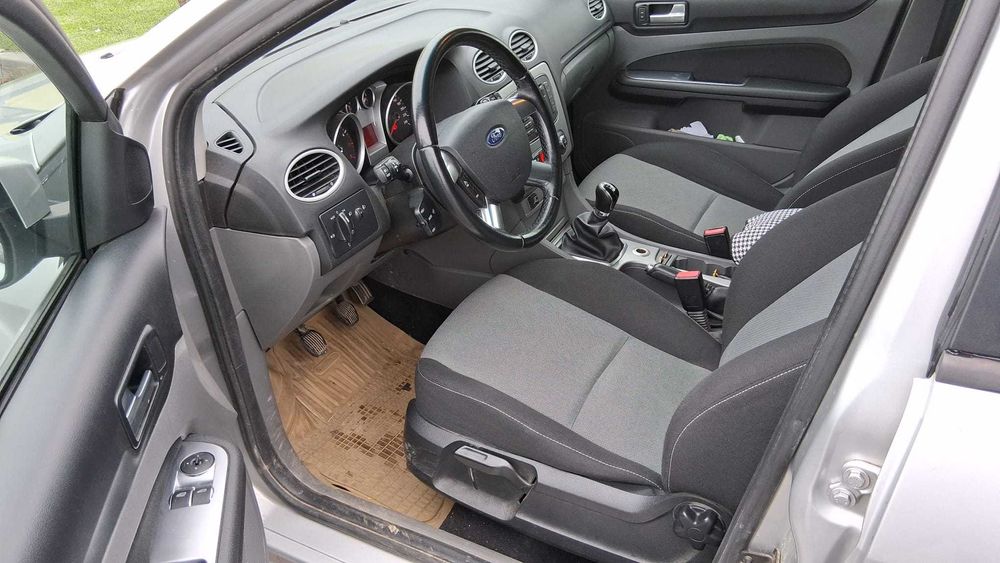 Ford Focus/2011/Anvelope/Bare portbagaj