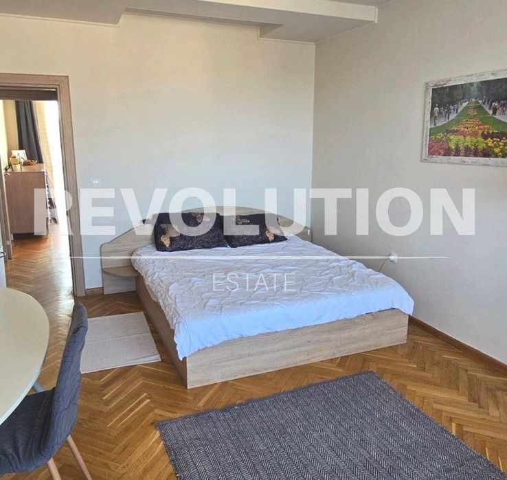 Дава се под наем Четиристаен апартамент в Варна, ВИНС - 110 кв.м за 1200 € - Снимка #4