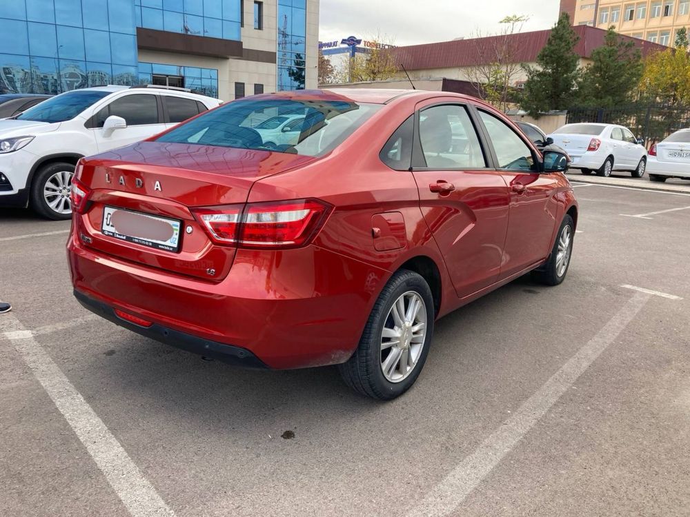 •Lada Vesta 2018•