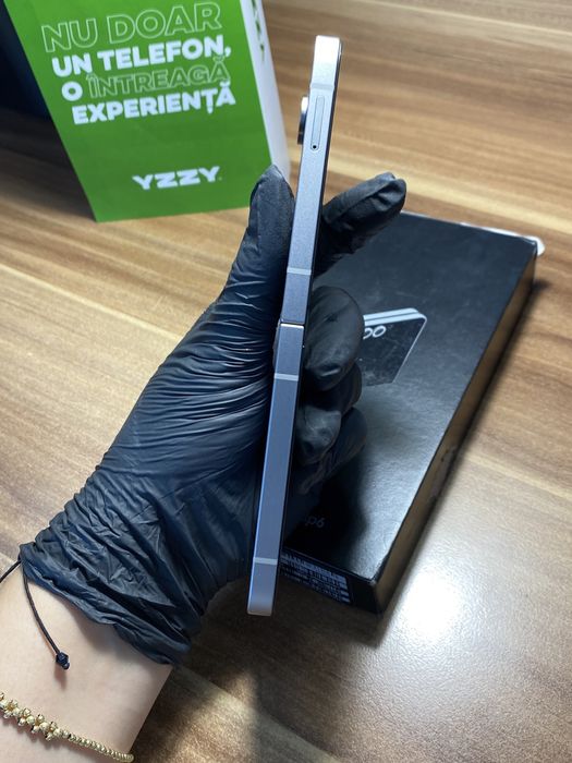 Samsung Galaxy Z Flip 6 Duos / Garanție 12 luni / 256 Gb / Ca nou