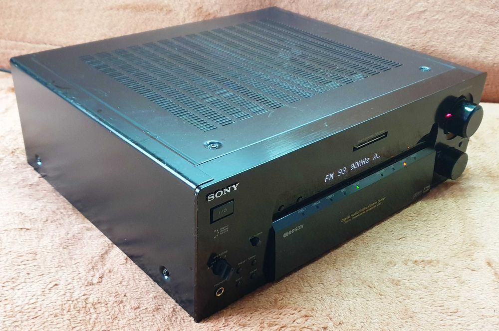 Sony STR-DB830QS amplituner 2X100W pe 8 Ohm sau 5X100W pe 8 Ohm