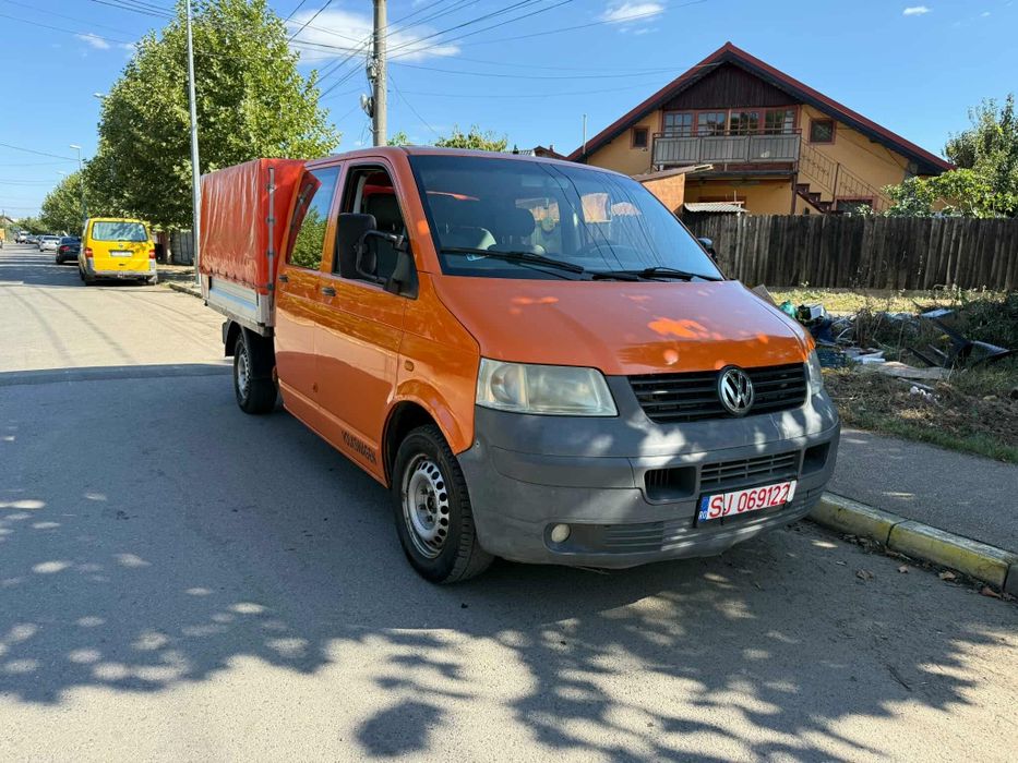 Vand sau schimb Volkswagen T5 1.9 tdi