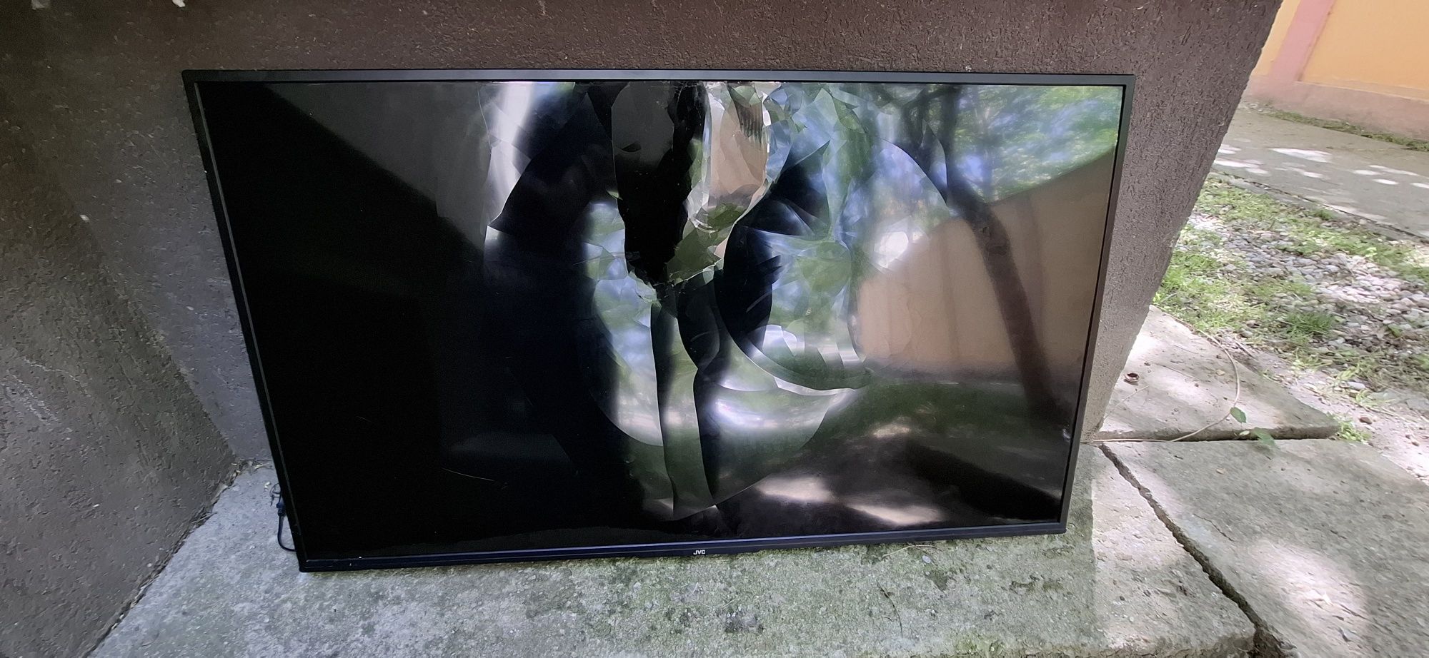 Televizor led smart  JCV 50va3000 126'