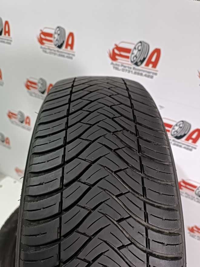 215 55 18 99V MICHELIN si TRIANGLE All Seasons CP V20400