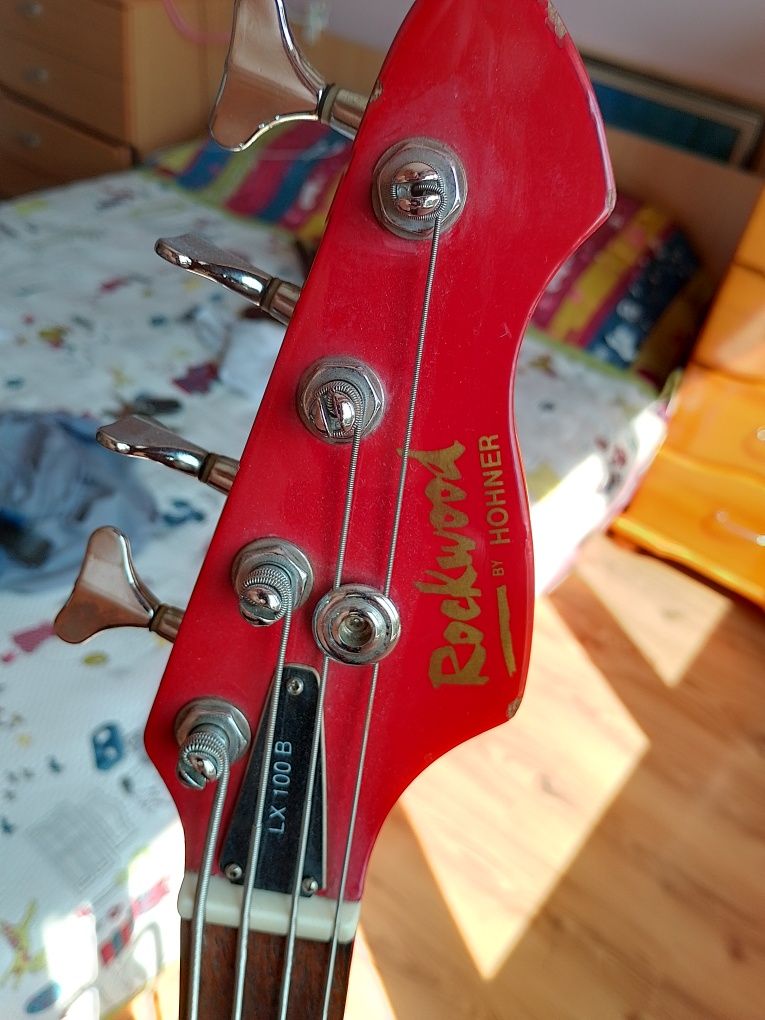 Бас китара Hohner Rockwood