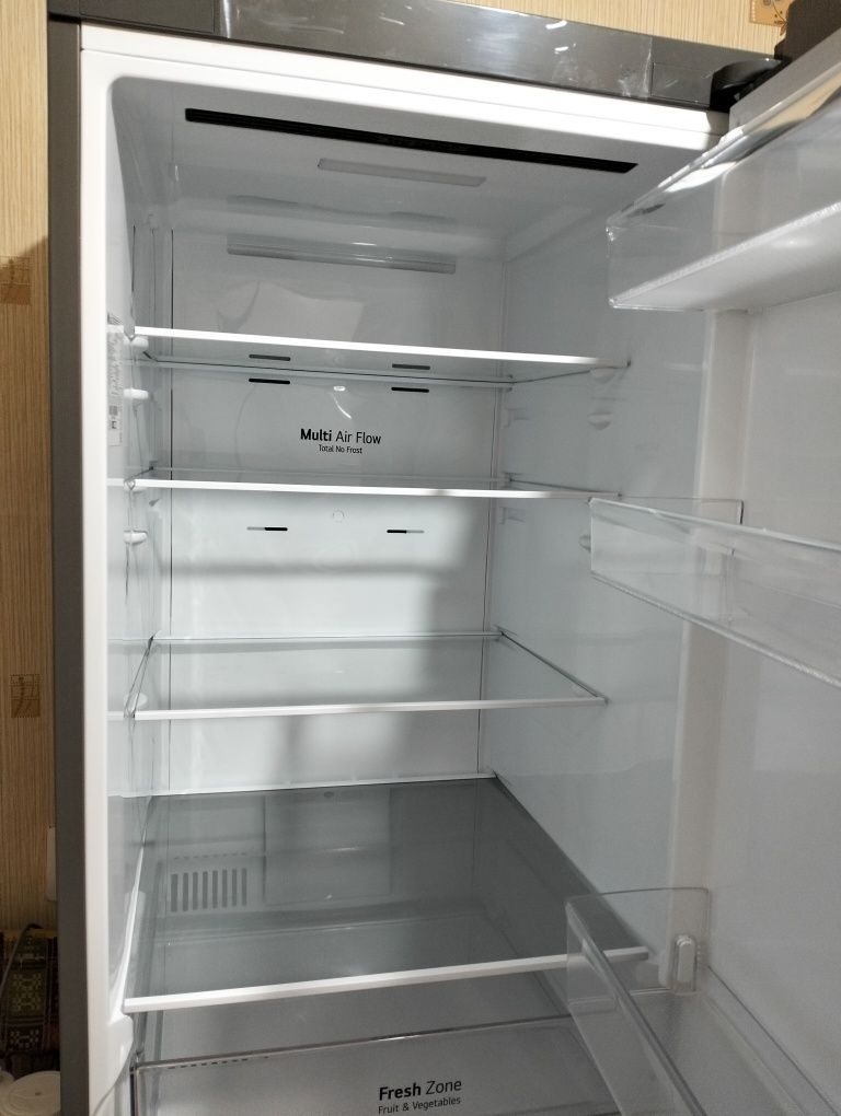 Продам холодильник за 170тысячи