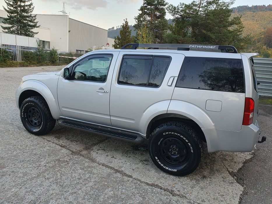 Nissan pathfinder