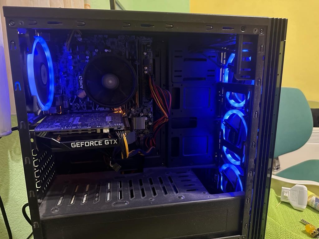 Компютър Admite AMD ryzen 5 2600 8gb 1tb