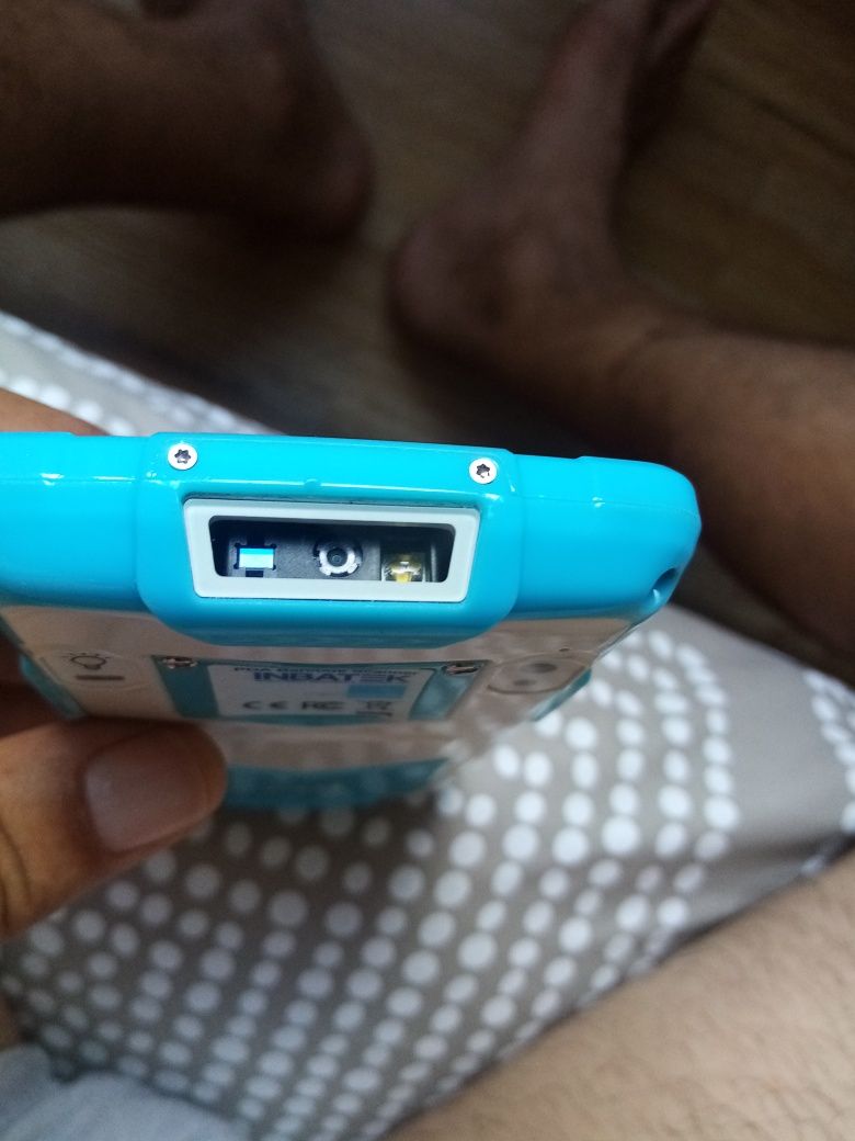 Telefon mobil și schaner