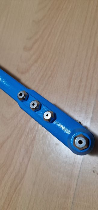 Clește de niuit Unior 1300