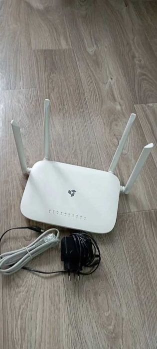 Wi-Fi роутер SNR SNR-CPE-ME2-Lite