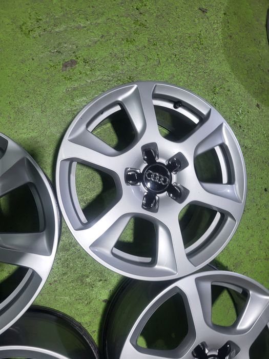 16 5x112 Audi A4 B8 A3 A6 Vw Touran Caddy Golf Skoda 5х112