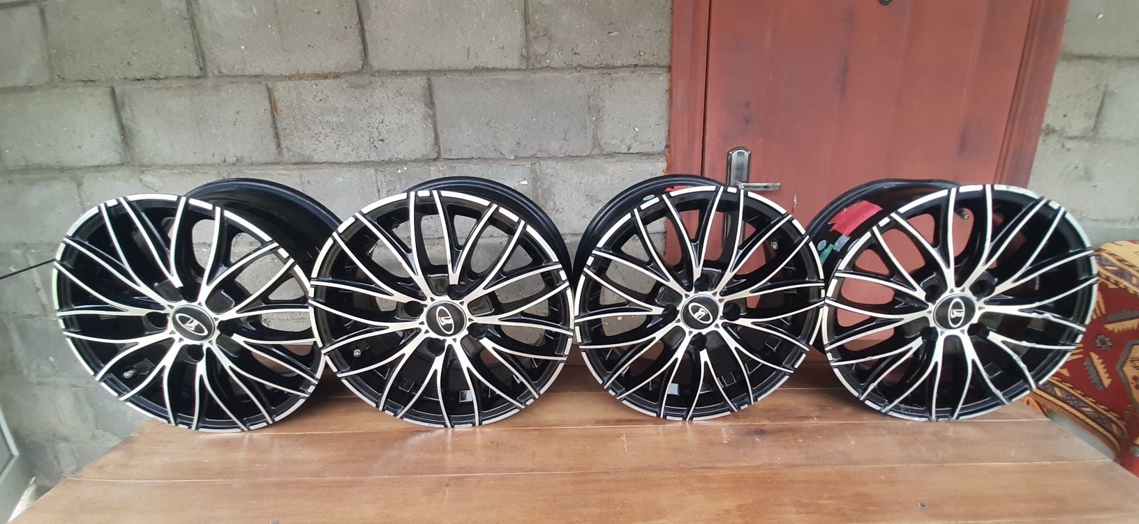 Диски на авто r14