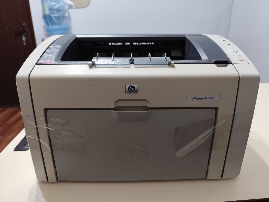 Принтер HP Laser jet 1023