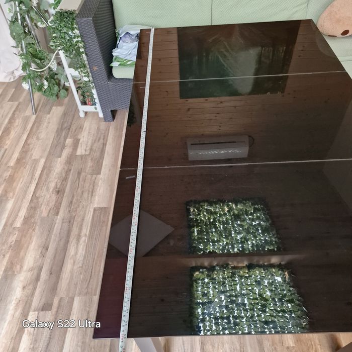 Set de curte elegant masa metalica cu blat de sticla +5 scaune