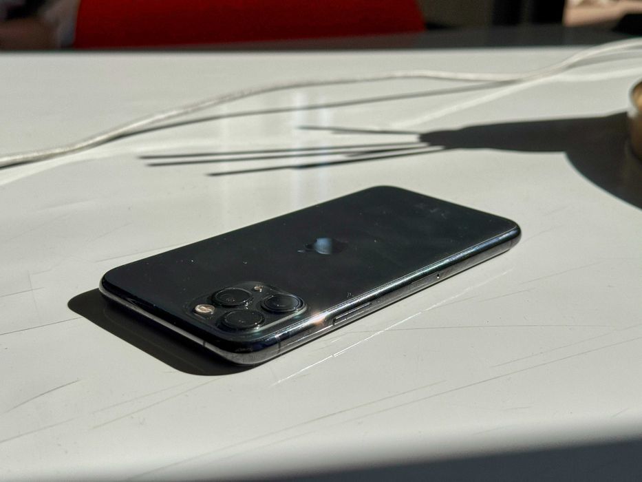 iPhone 11 Pro 64GB Space Grey – Работещ, с нормални следи от употреба