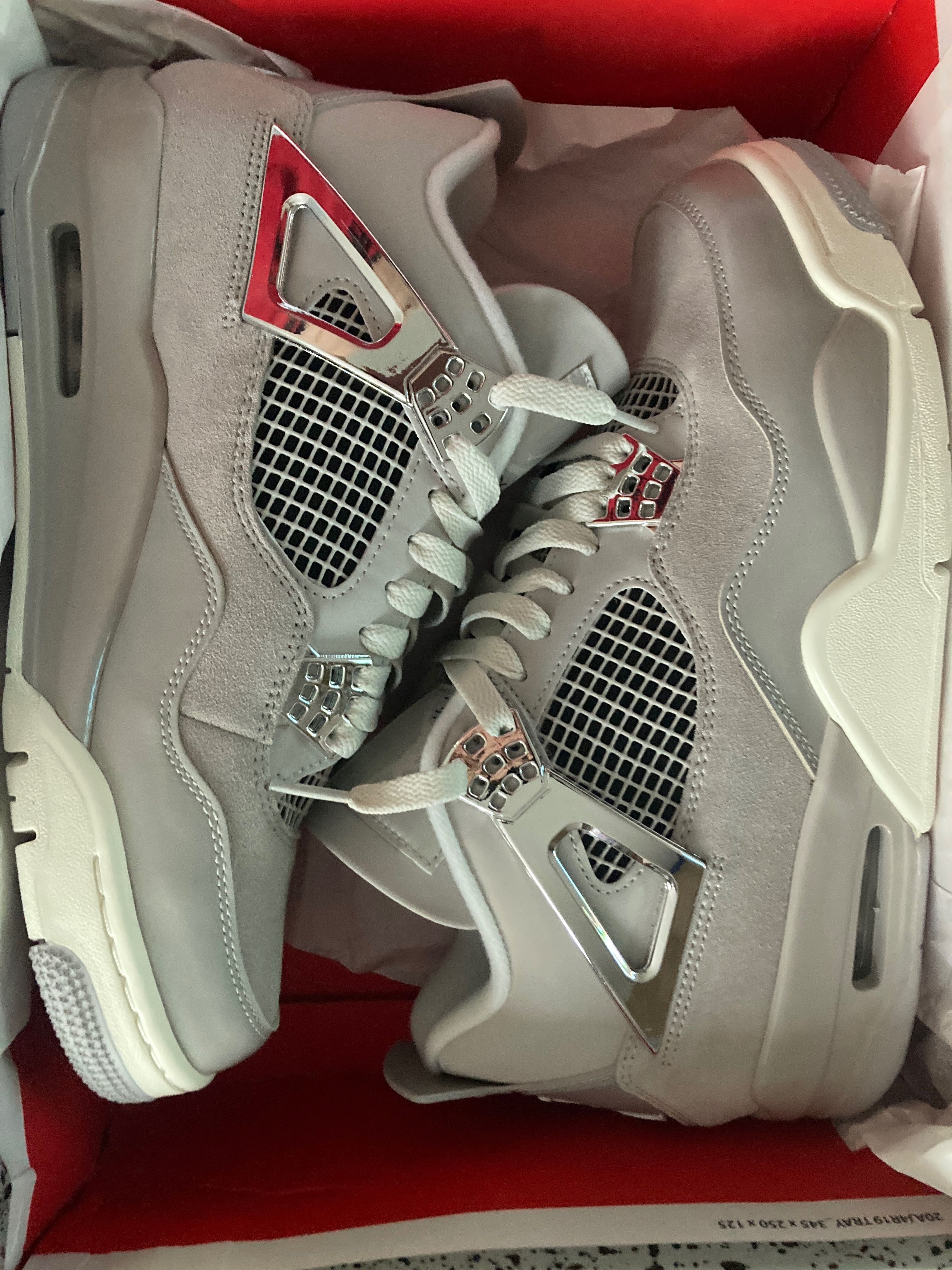 Jordan 4 Frozen Moments