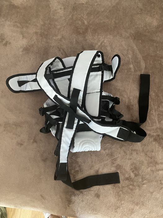 Marsupiu Chicco + Babynest Cadou