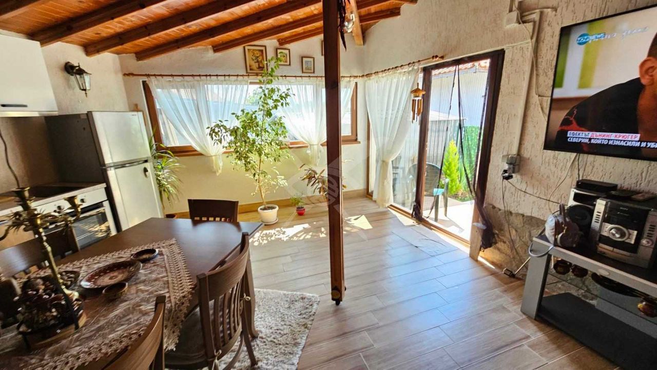 Продава се Къща в с. Рудник, Област Бургас - 180 кв.м за 923 €/кв.м - Снимка #8