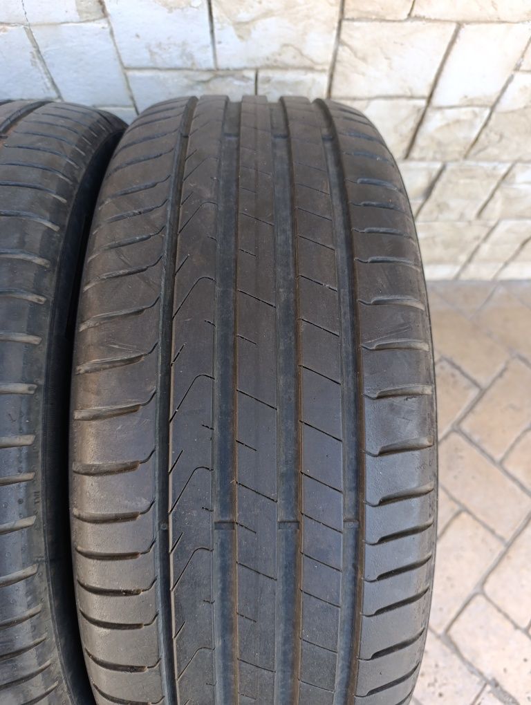 Летни гуми Pirelli 225/55/18 dot 2022