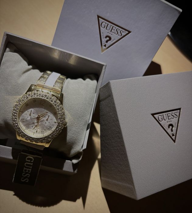 Дамски часовник Guess