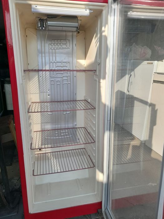 Холодильник Витрина