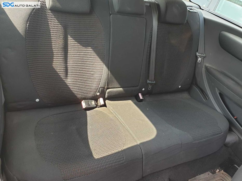 Bancheta Sezut cu Spatar Spate Pasageri Citroen C4 Coupe 2 Usi 2004 - 2011