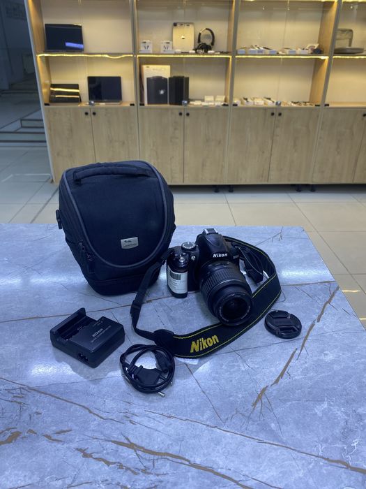 фотоапарат Nikon D3000