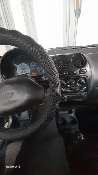 Matiz sotiladi 2004 chi,metan 2025 yangi