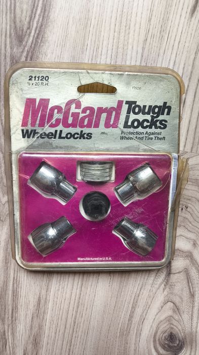 Два комплекта секретни гайки MCGARD